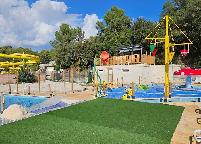 Kemping Mobil Confortable Avec Terrasse A - Api-1-52-1092 *