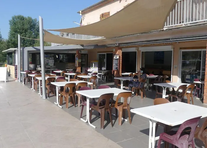 Kemping Mobil Confortable Avec Terrasse A - Api-1-52-1092